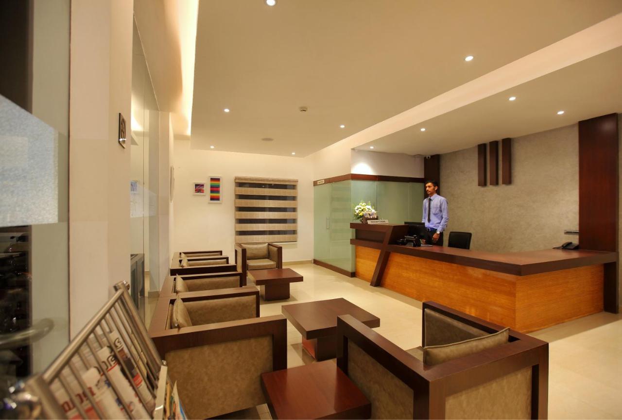 Hotel Park Residency Kuttiyadi Kuttyadi Exterior foto